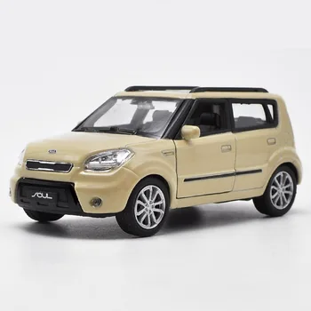 1:36 masto Diecast Modelis KIA Soul 1/36 Lydinio Žaislas, Miniatiūrinių Automobilių Kolekcija Berniukų, Mergaičių žaislas Dovana