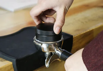 Kavos Plūktuvus Kavos Platintojo / Leveler Įrankis 58mm, 3 Lapų Dobilų Bazės - Macaron išvaizda, Kavos Milteliai Paspauskite