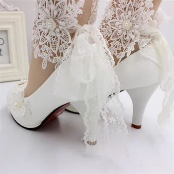 Naujas mados nėriniai vestuvių batai aukštakulnį moterų bendrosios batai yra karšto pardavėjas www.remigijausbaldai.lt Rankų darbo vestuvių batai ir bridBH168