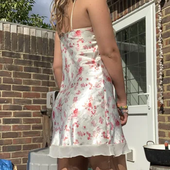 Suknelė moterų 2021 m. vasarą naujų gėlių spausdinti susiuvimo akių plonas Atlasas V-kaklo suspender sijonas suknelės Y2K suknelė