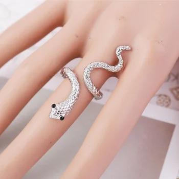 2021 karšto naujas produktas punk stiliaus asmeninį gyvatės žiedas didžiuoju pirštu gyvatės žiedas retro aukso ir du sidabro spalvų papuošalai